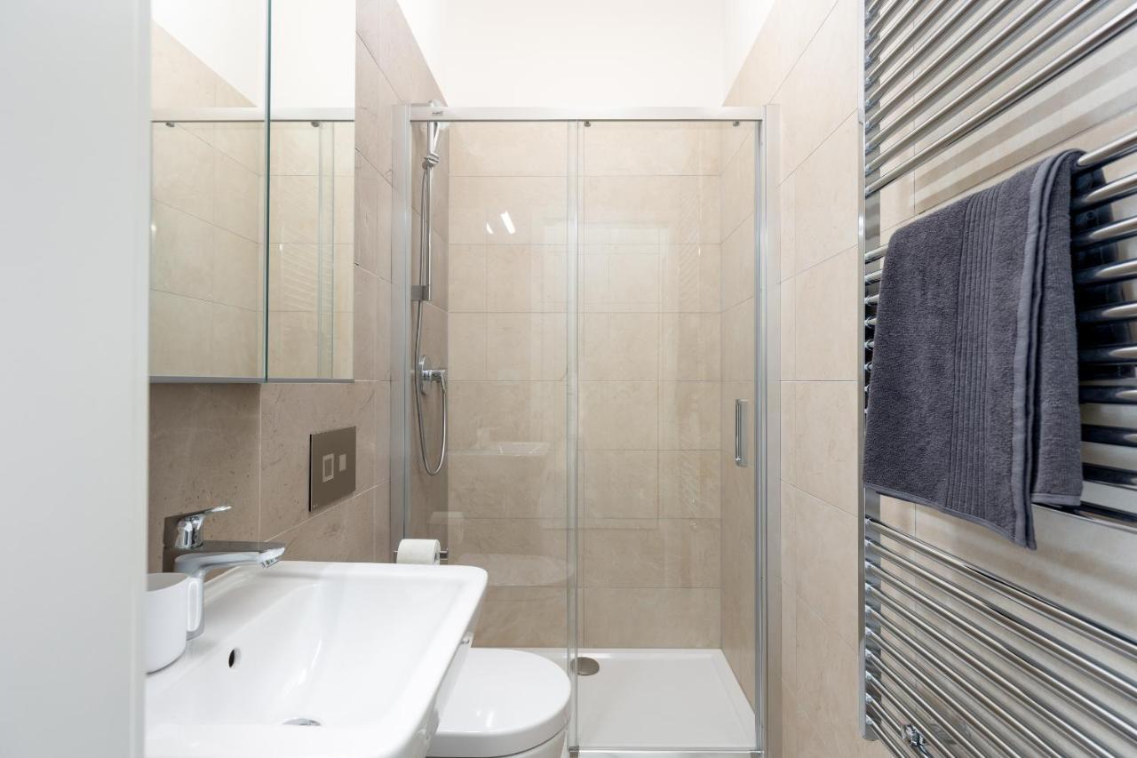 Bright Aparment Close To Wenceslas Square With Parking Apartmán *
